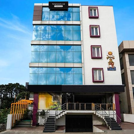 Super Townhouse Hbr Layout Bangalore Extérieur photo